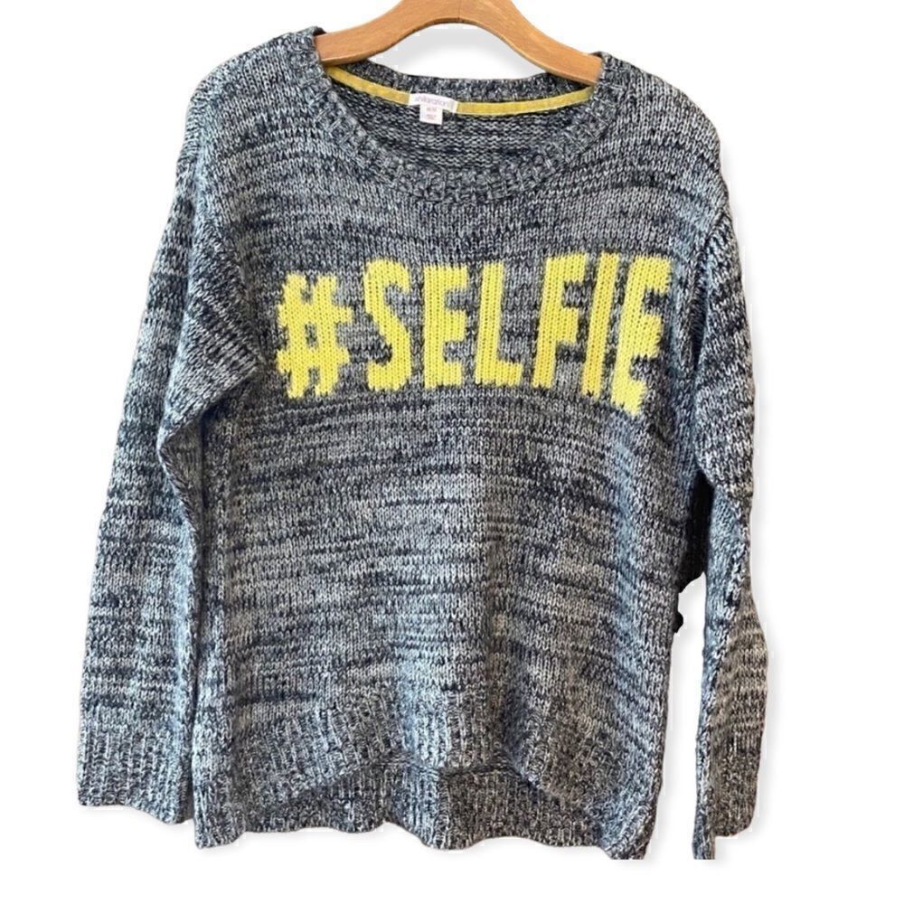 Xhilaration Sz M Black Yellow Chunky Whimsical Knit Selfie Long Sleeve Sweater